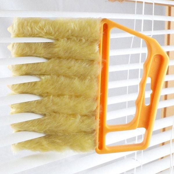 BlindsBrush, the innovative microfibre tool for cleaning blinds 2x faster on both sides at the same time - Image 4