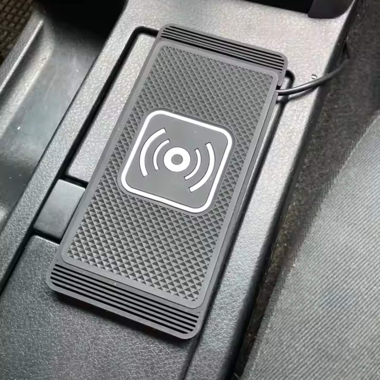 Wireless charging pad for phones, CarPad - Image 9