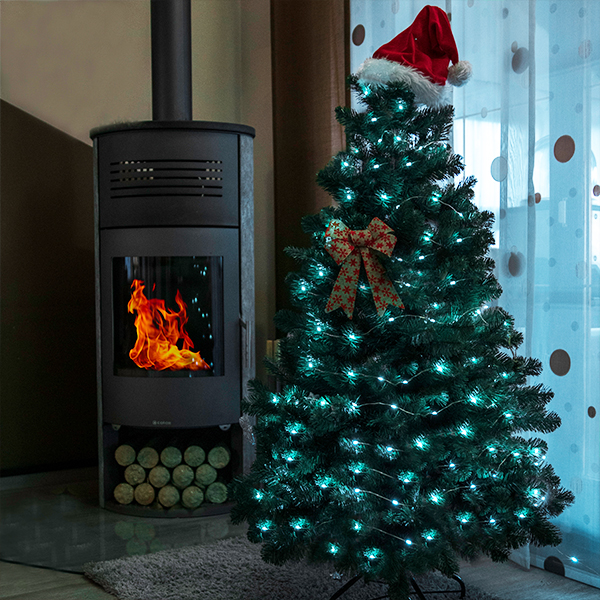 THE PERFECT CHRISTMAS TREE