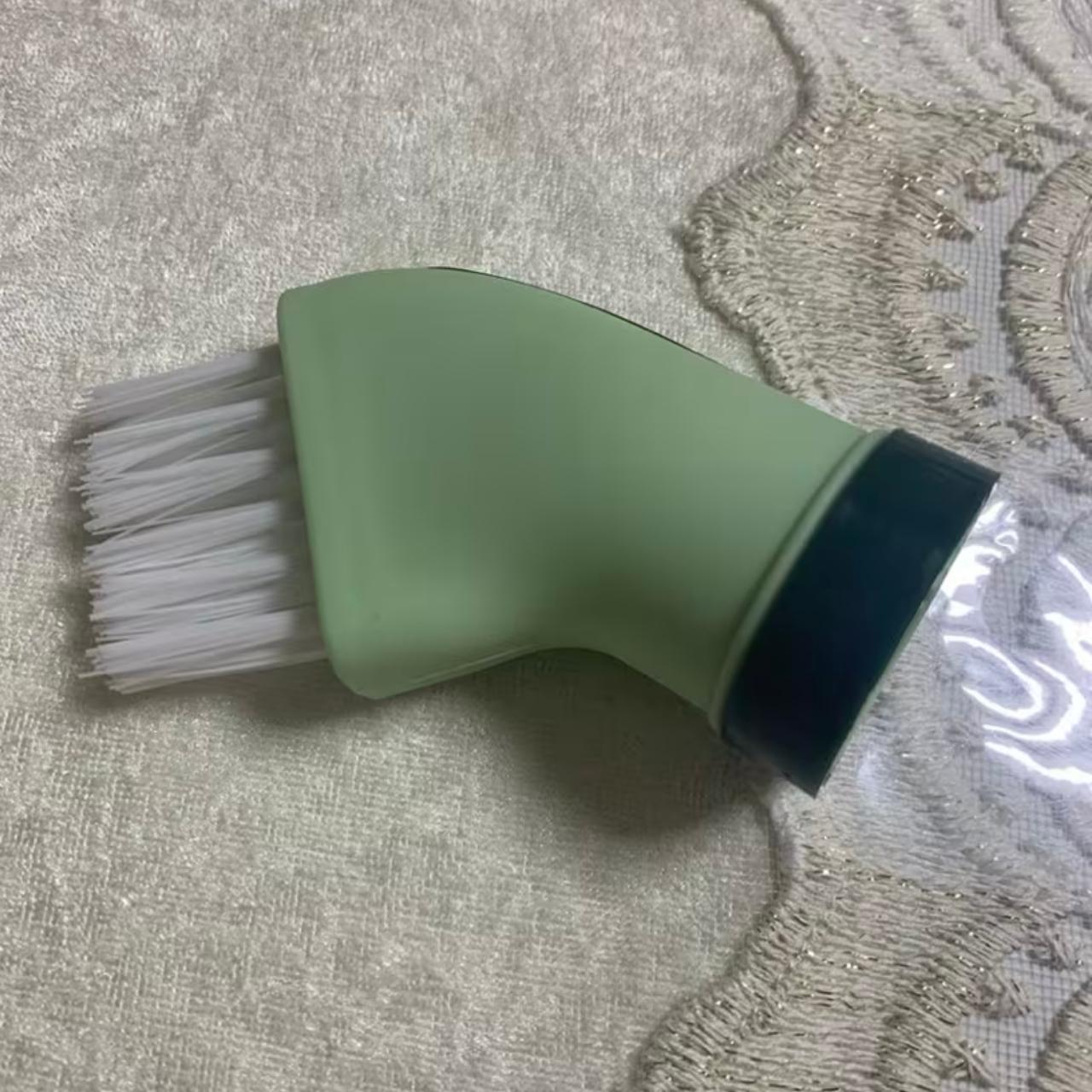 Connectix, cleaning brush with bottle attachment - Image 9