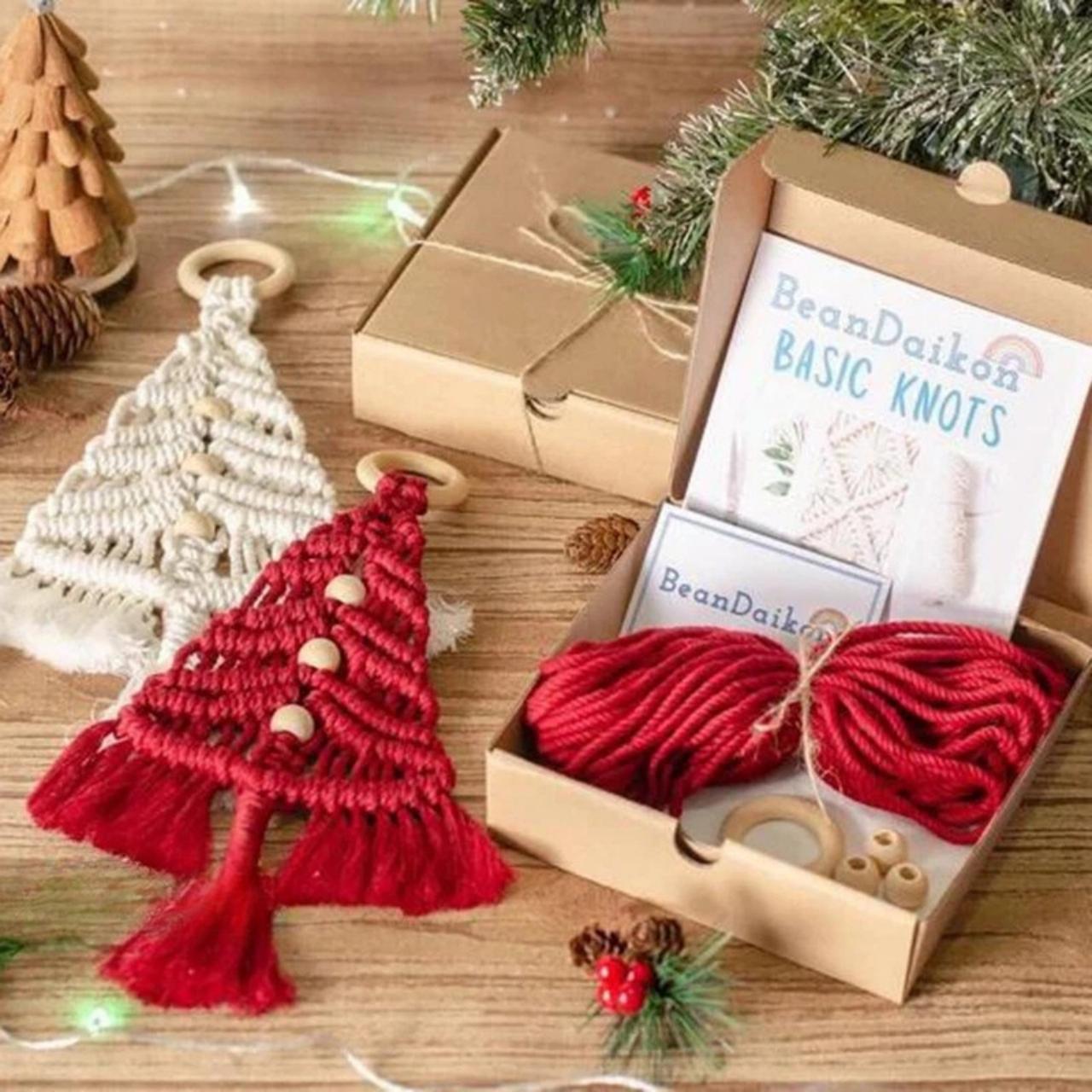 CraftKit, Christmas macrame ornament kit - Image 6