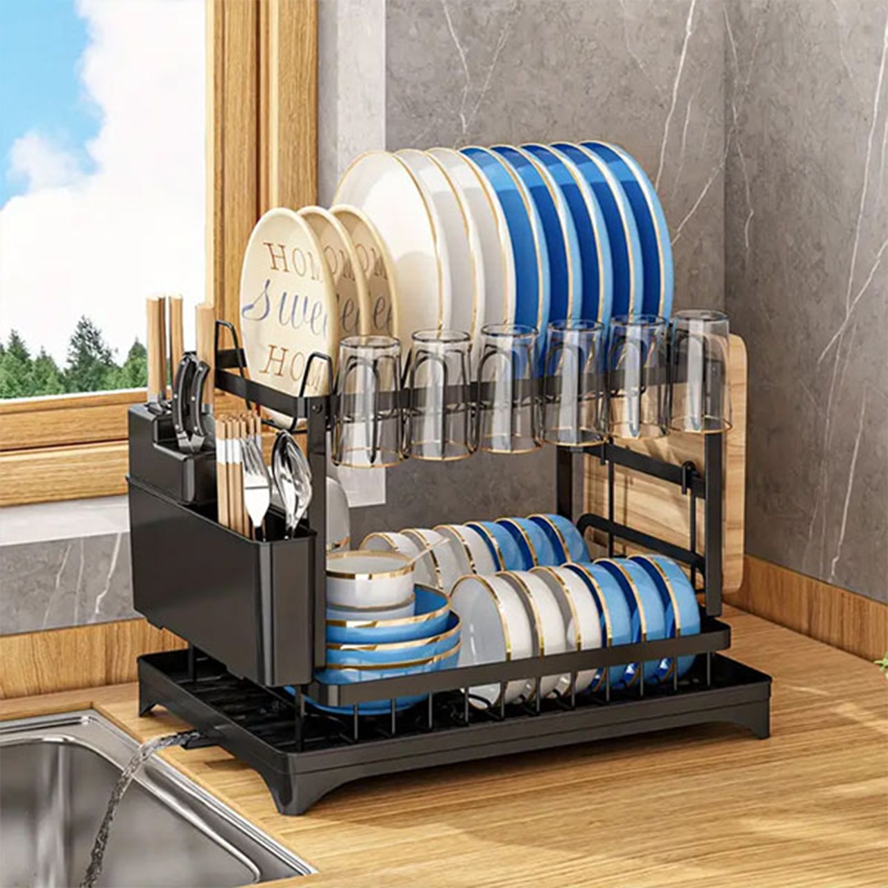 An extremely spacious kitchen drainer!