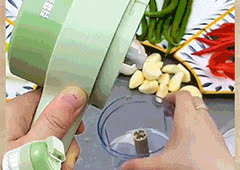 FoodProcessor, 5-piece kitchen set for chopping, slicing, peeling and cleaning - video