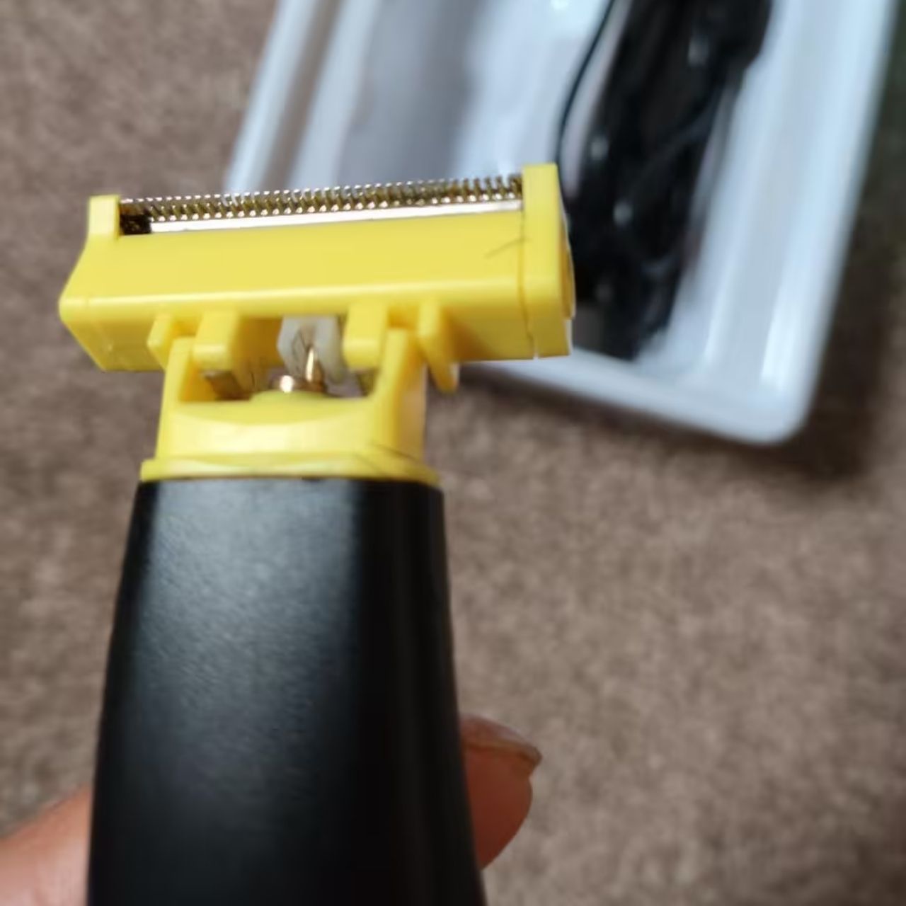 FullBodyShaver, electric shaver for beard and body - Image 9