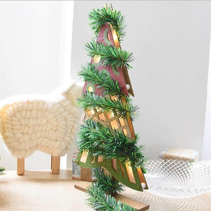 Greenery, decorative festive greenery (5.5 metres) - Image 4
