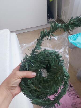 Greenery, decorative festive greenery (5.5 metres) - Image 10