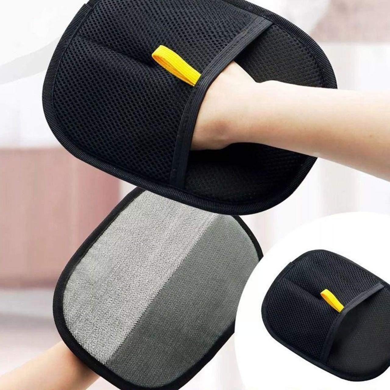 GroomyGlove - anti-static glove for pet hair removal - Image 2