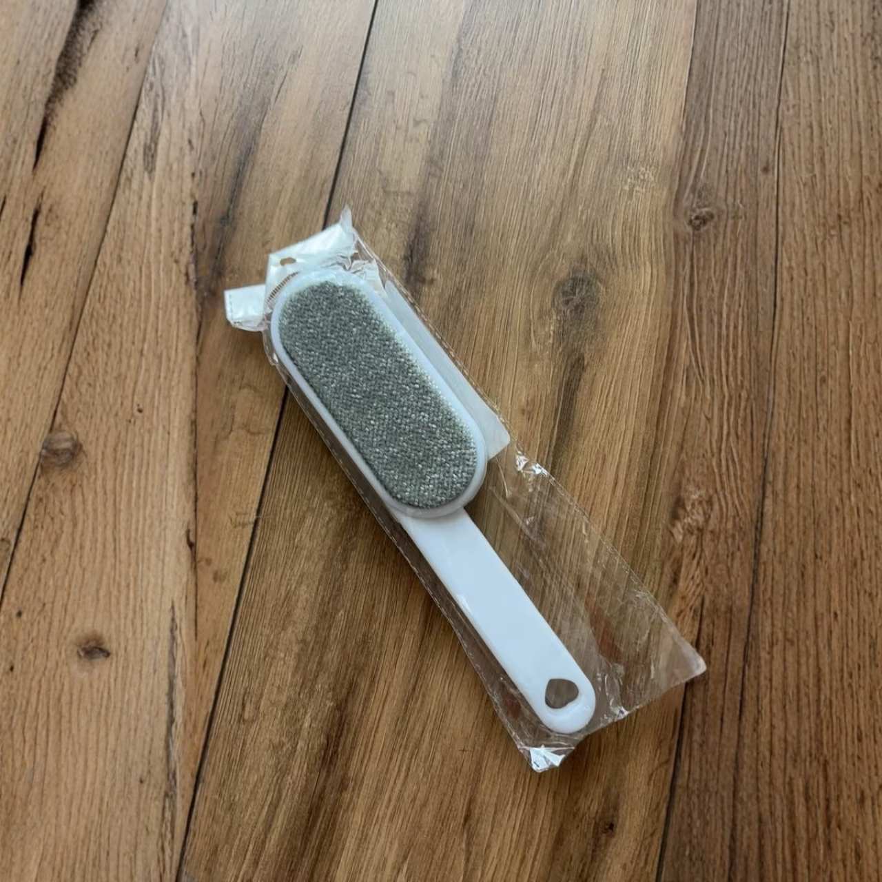 HandHeld, brush for removing hair and lint - Image 7