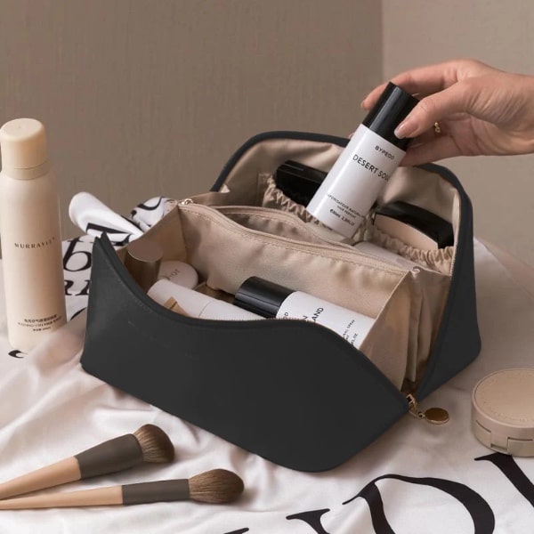 Spacious cosmetic bag, KOZMETBAG-KONJAK - Image 9