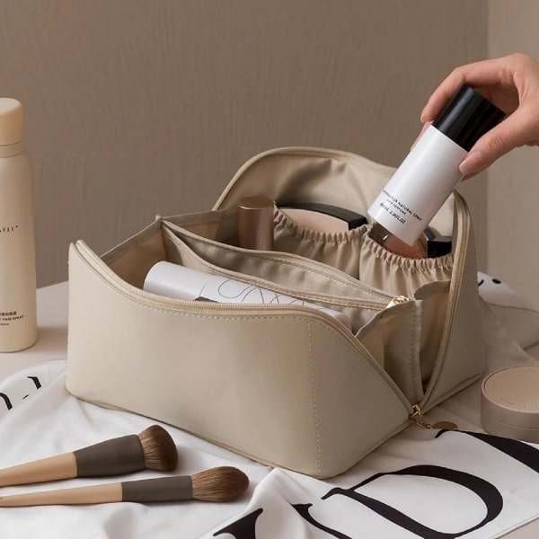 Spacious cosmetic bag, KOZMETBAG-KONJAK - Image 10
