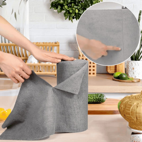 Microfiber Cleaning Cloths on a Roll (30 Pieces), KitchRoll - video