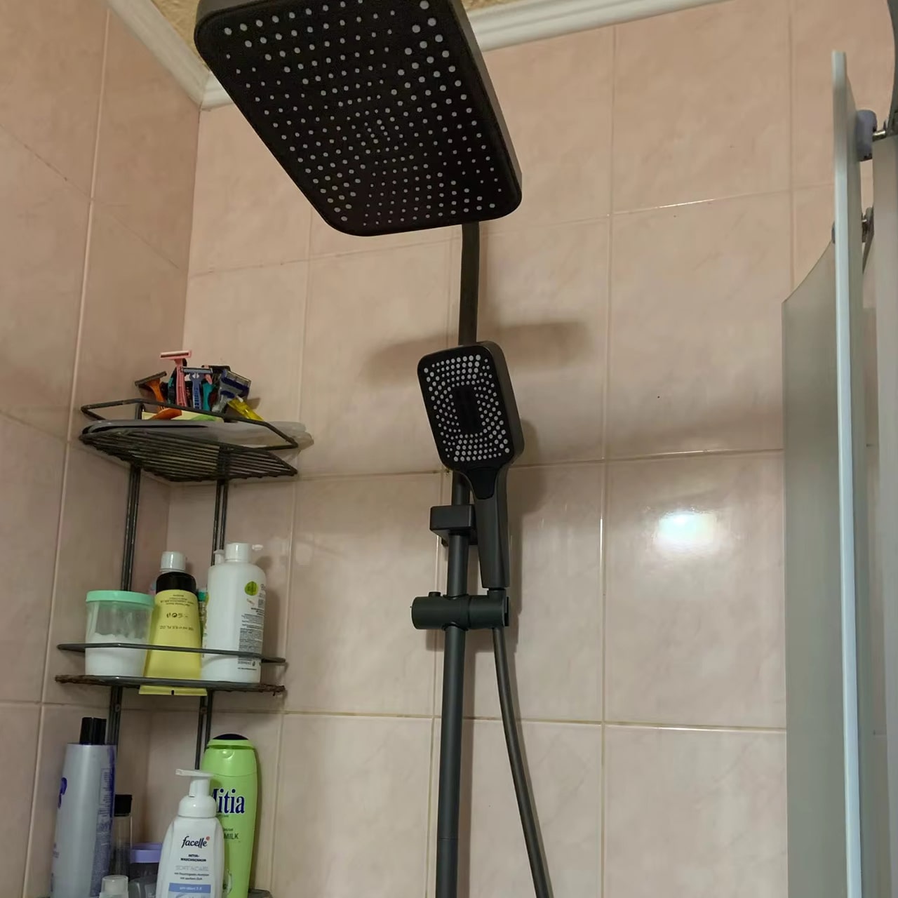 LuxShowerSet, luxury shower set with 3 different attachments - Image 5