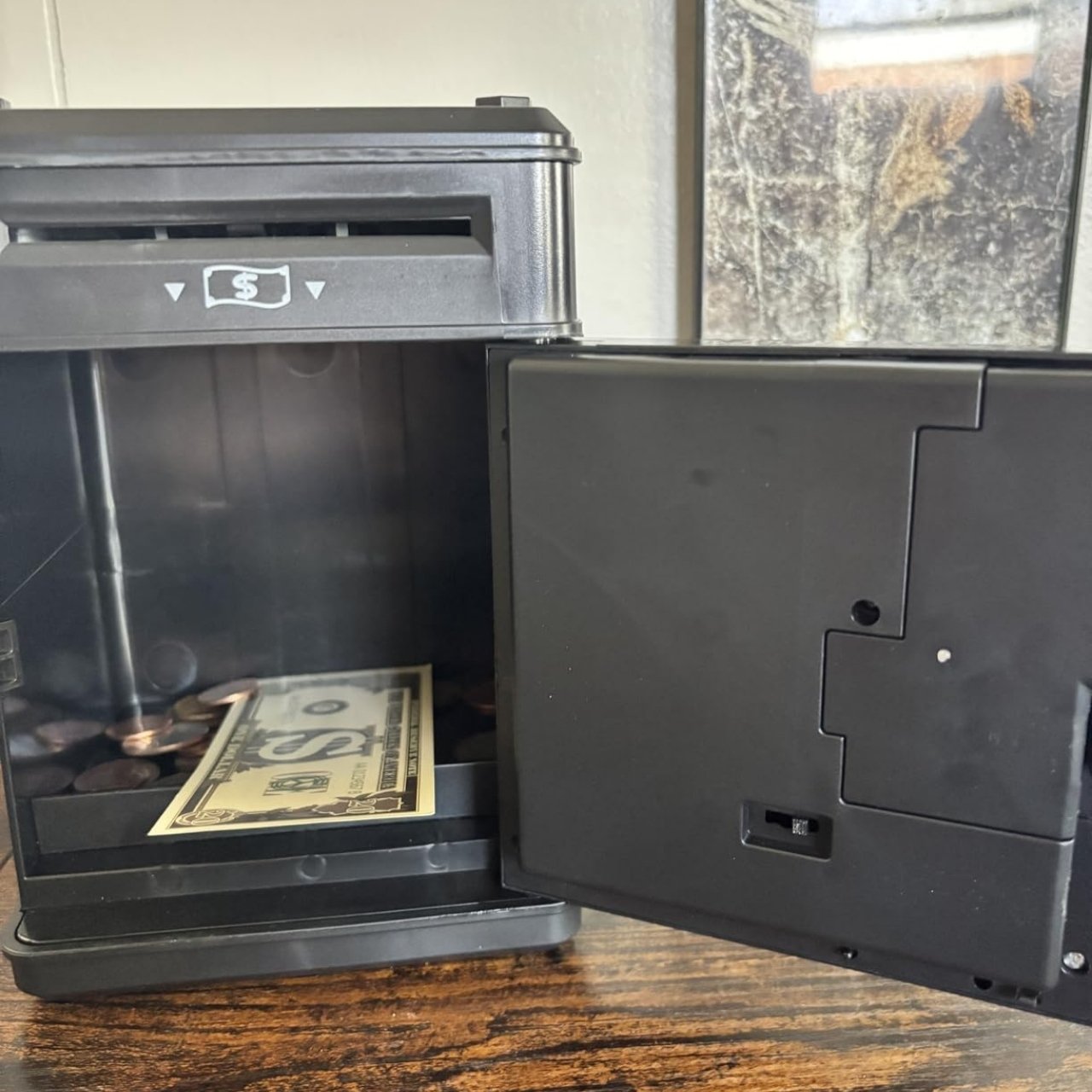 MiniSafe, an electronic safe for children's financial literacy - Image 5