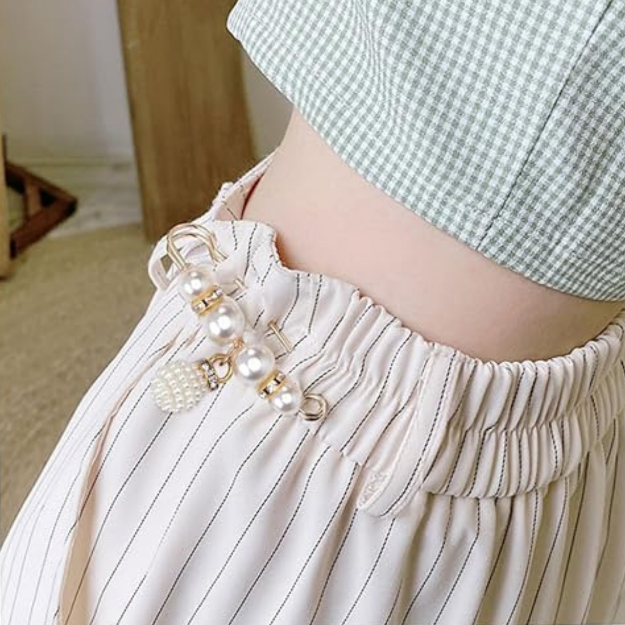 Pearls, elegant belt buckles (12 pieces) - Image 9
