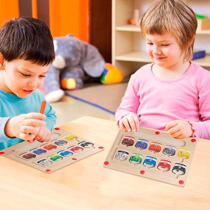 SortBoard, a didactic toy for sorting and learning colours - Image 15