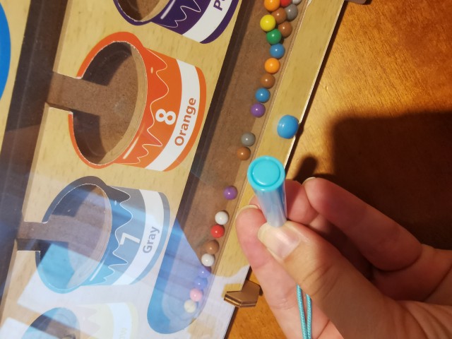 SortBoard, a didactic toy for sorting and learning colours - Image 16