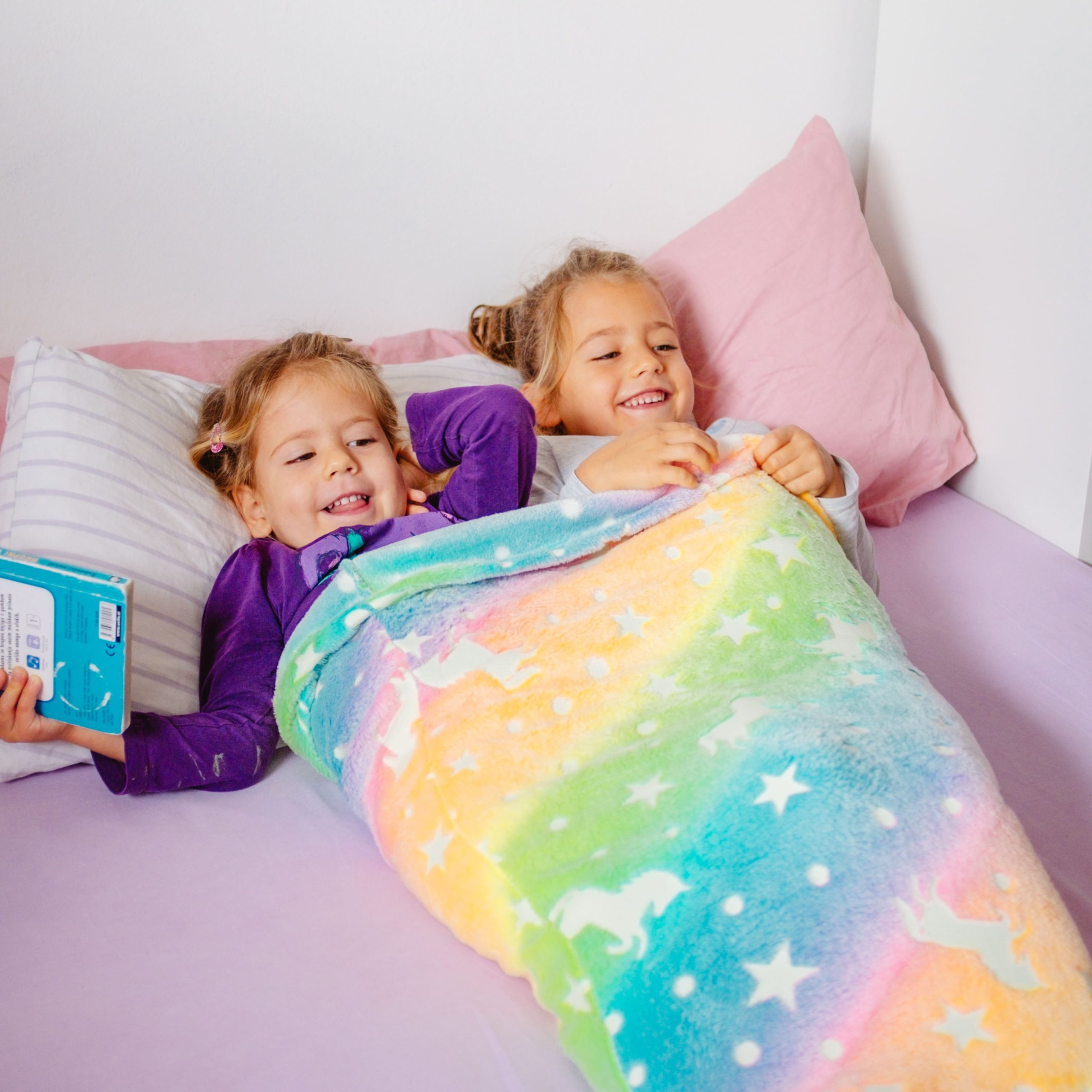 SparkleMermaid, gift set with a girl's blanket and a diamond and sticker creation set FREE - Image 3