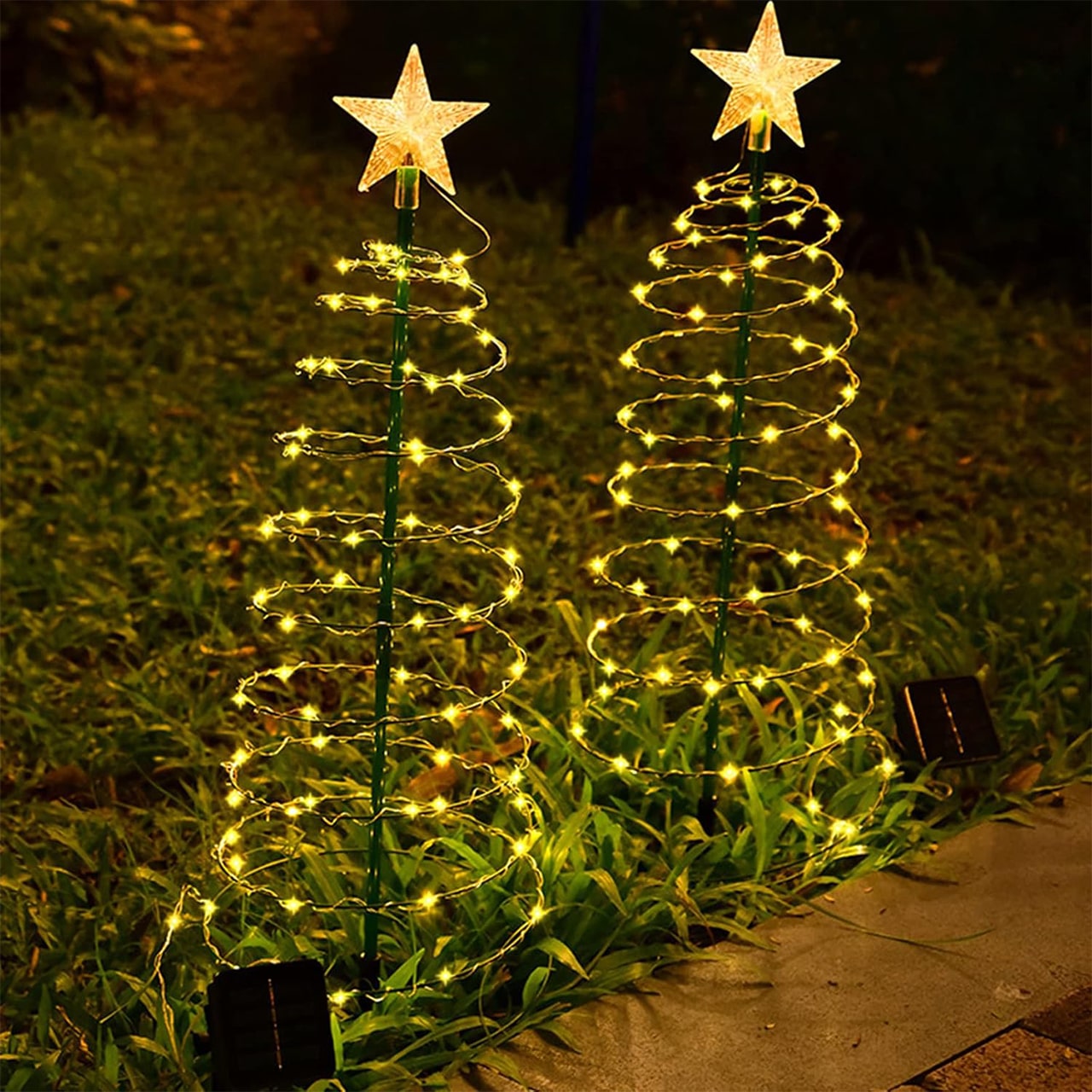 TreeSolar, a Christmas tree with solar-powered LED lights - Image 5