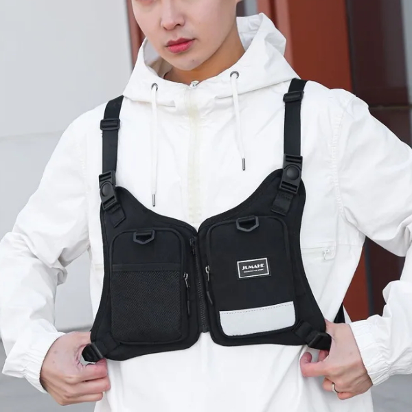 Practical travel vest - Image 9