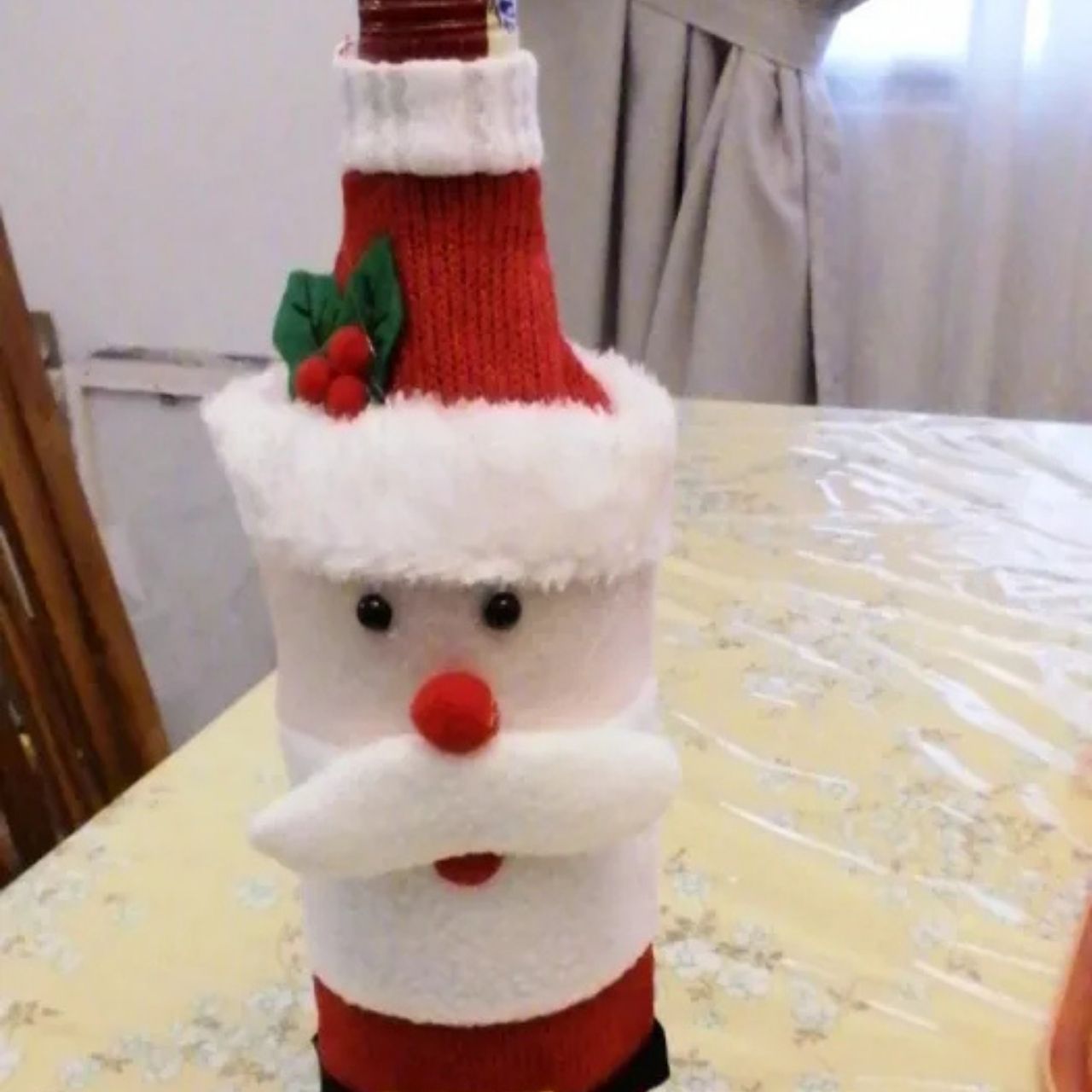 WineSanta, Santa Claus bottle sleeve - Image 8